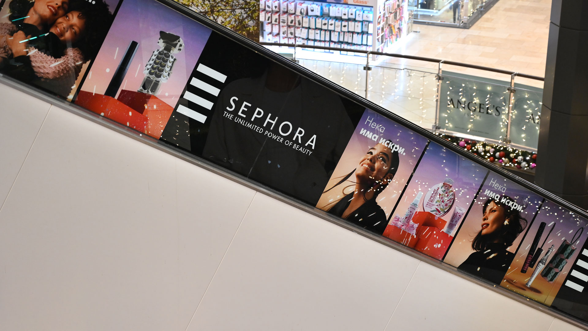 Branding of escalators and elevators for Mall Serdica by J-Point