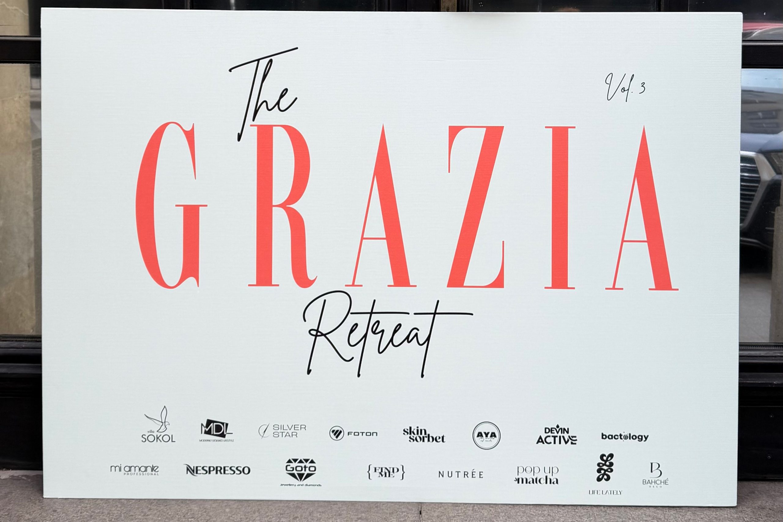 J Point изработи плик за Grazia Bulgaria